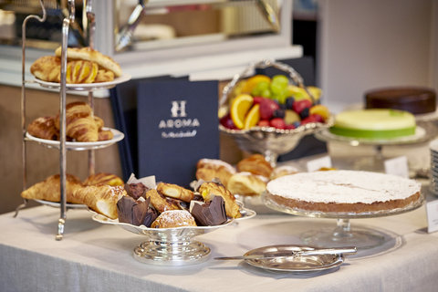 HERITAGE MADRID HOTEL - Photo 19