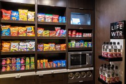  - Courtyard by Marriott Hotel Bloomington