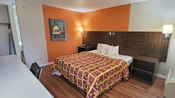  - Studios & Suites 4 Less Airport Charlotte - I-85, Exit 33