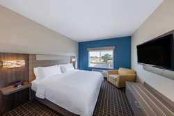  - Holiday Inn Express & Suites Pittsburg