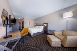  - Holiday Inn Express & Suites Pittsburg