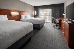  - Courtyard by Marriott Southcenter Tukwila - I-5, Exit 153