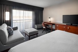  - Courtyard by Marriott Southcenter Tukwila - I-5, Exit 153
