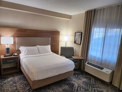  - Candlewood Suites Northeast Harrisburg - I-81, Exit 72
