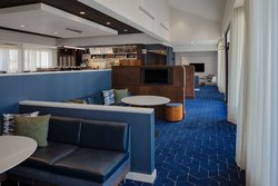  - Courtyard by Marriott Miamisburg - I-75, Exit 44