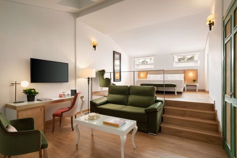 LOS SEISES SEVILLA - Photo 11