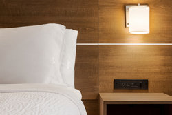  - Holiday Inn Express Metrotown Burnaby