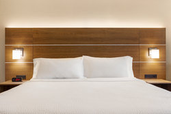  - Holiday Inn Express Metrotown Burnaby