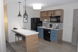  - Candlewood Suites Tallahassee - I-10, Exit 199