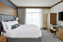  - Hotel Landing Wayzata