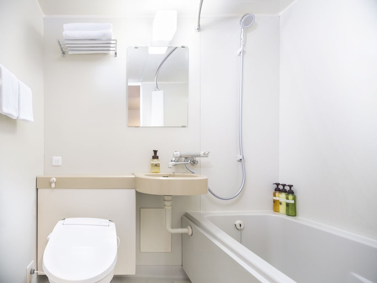 MYSTAYS SOGA-guestroom-Bathroom.jpg