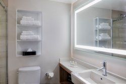  - Courtyard by Marriott Hotel World Trade Center Area New York