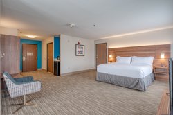  - Holiday Inn Express & Suites Thornburg - I-95, Exit 118