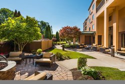 - Courtyard by Marriott Danbury - I-84, Exit 8