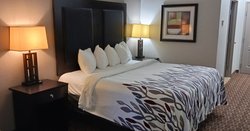  - Red Roof Inn & Suites Longview - I-20, Exit 596