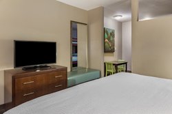  - Holiday Inn Express & Suites Indio - I-10, Exit 144