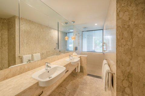 SHERATON GRAND MIRAGE RESORT - Photo 42