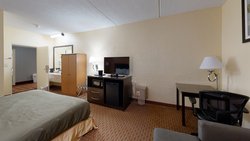  - Bangor Suites Airport Hotel - I-95, Exit 182B