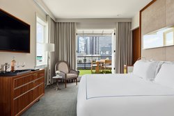  - 33 Seaport Hotel New York