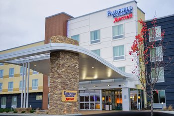 Fairfield Inn & Suites by Marriott-Canton South