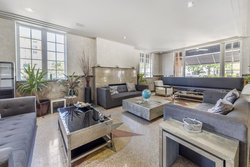  - La Flora Hotel Miami Beach