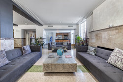  - La Flora Hotel Miami Beach