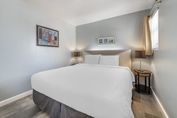  - La Flora Hotel Miami Beach