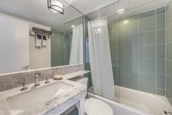  - La Flora Hotel Miami Beach