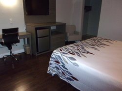  - Red Roof Inn Bellflower