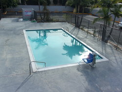  - Red Roof Inn Bellflower