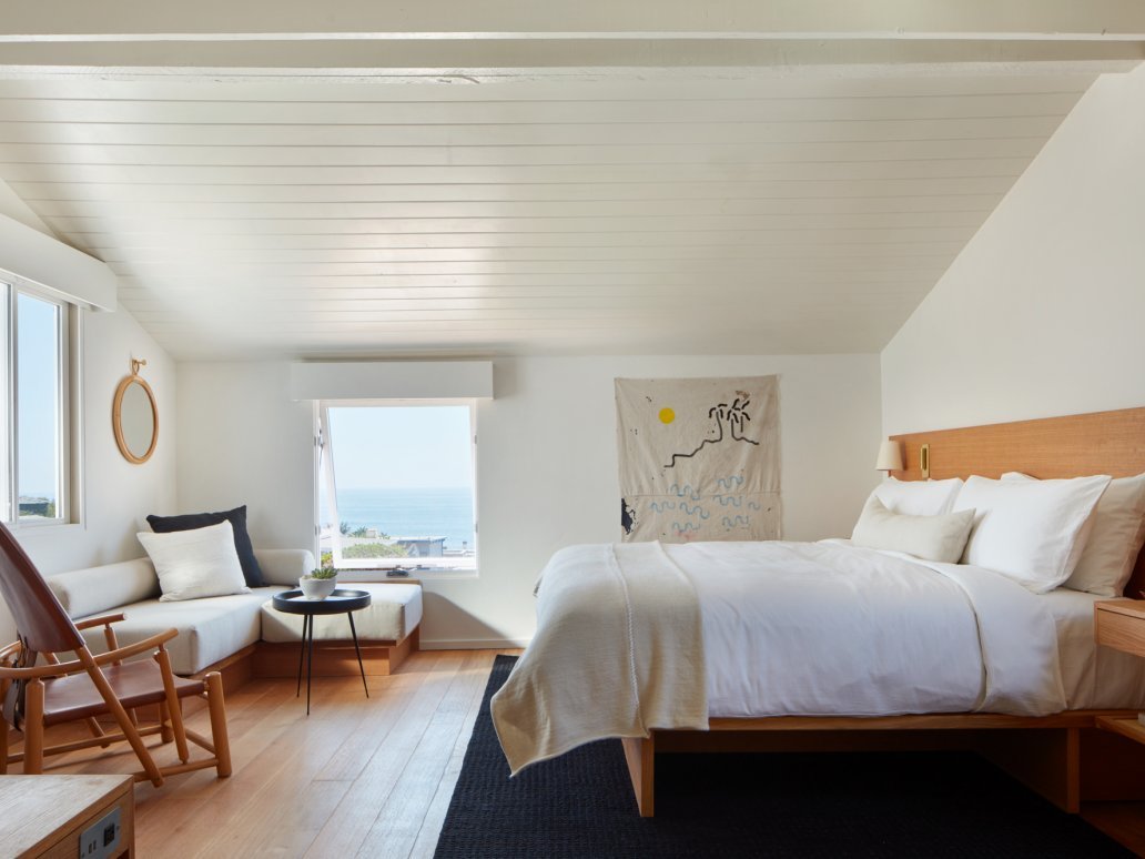 HOTEL JOAQUIN-guestroom-Shaws Bedroom.jpg