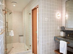  - Hotel Joaquin Laguna Beach