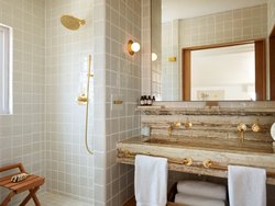  - Hotel Joaquin Laguna Beach