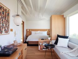  - Hotel Joaquin Laguna Beach