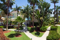  - Sunshine Suites Resort Grand Cayman
