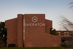  - Sheraton Grand Rapids Airport Hotel