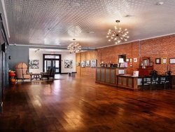  - Hotel on North Pittsfield