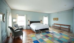  - Hotel on North Pittsfield