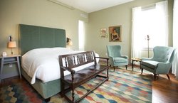  - Hotel on North Pittsfield