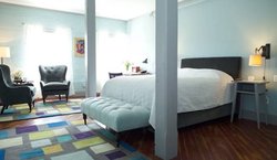  - Hotel on North Pittsfield