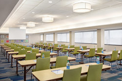  - Holiday Inn Express Airport San Antonio