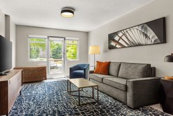  - Delta Hotel by Marriott Midwest City - I-40, Exit 156A