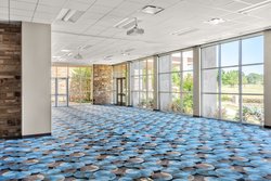  - Delta Hotel by Marriott Midwest City - I-40, Exit 156A