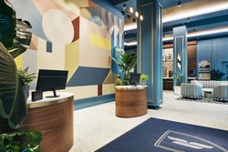  - Kinley Cincinnati Hotel Downtown - I-75, Exit 1C