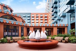  - Walt Disney World Swan Reserve Hotel Lake Buena Vista