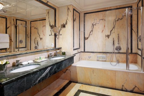 THE WESTIN PALACE MILAN - Photo 81