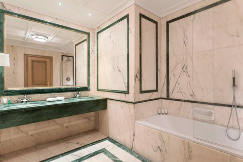 THE WESTIN PALACE MILAN - Photo 79