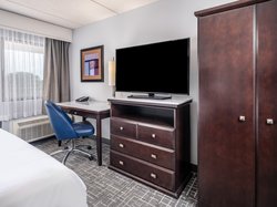  - Crowne Plaza Hotel Airport Milwaukee - I-41 & I-94, Exit 319