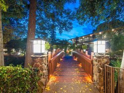  - Creekside Inn Palo Alto
