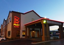  - Red Roof Plus+ Inn & Suites Chattanooga - I-24, Exit 178